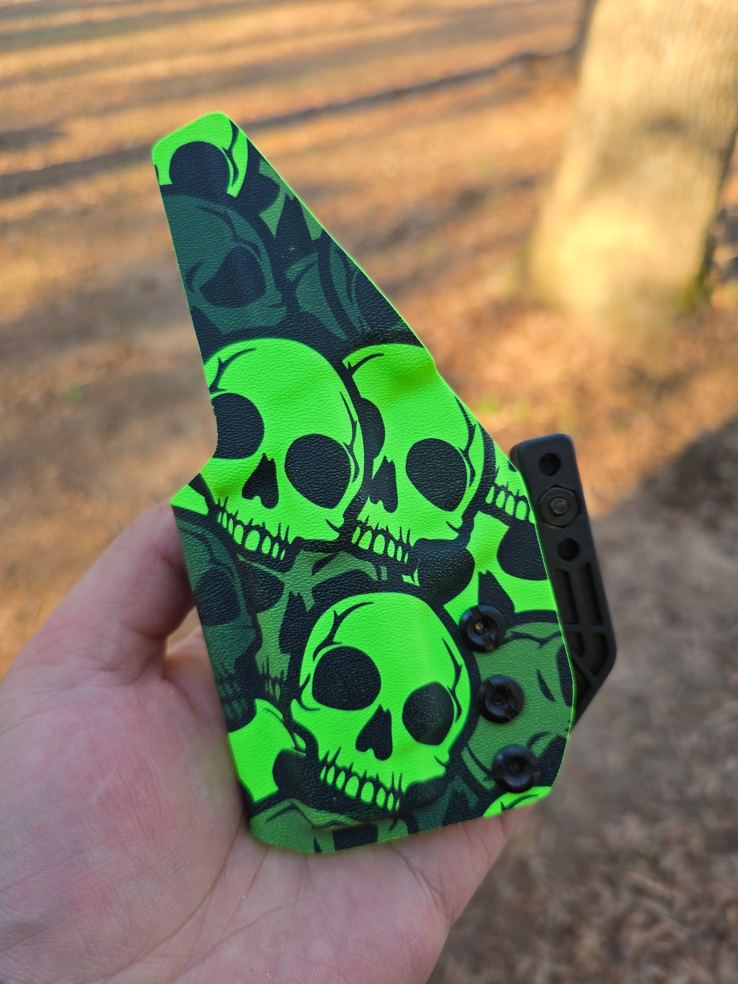 Quick-ship Bodyguard 2.0 carry comp IWB Holster skull zombie green