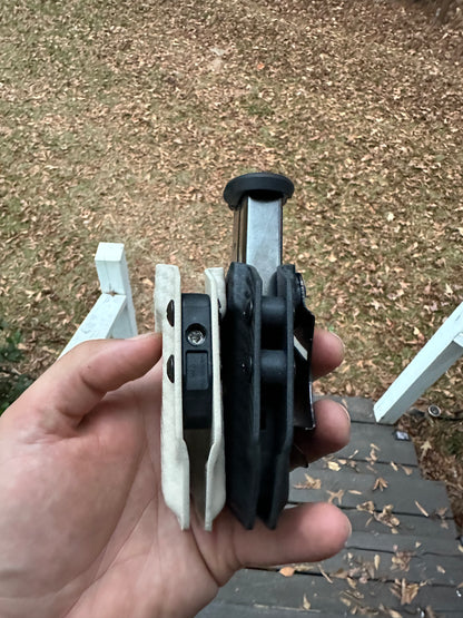 Quick-Ship Mag carrier for PSA Rock 5.7 carbon fiber black