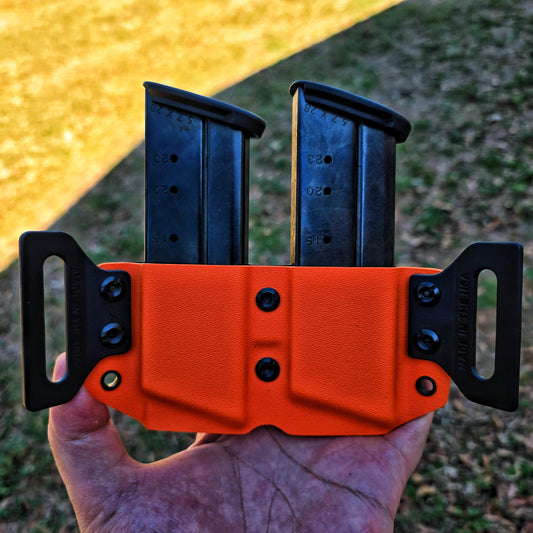 Dual magazine carriers (OWB)